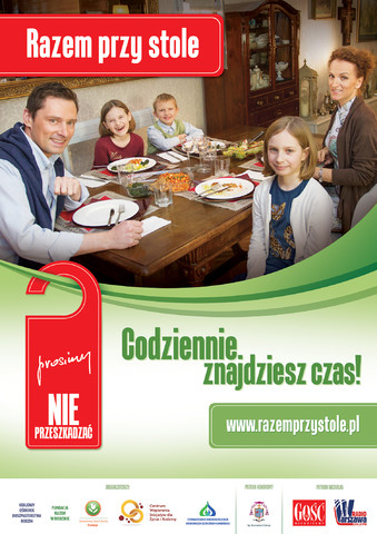 Rodzinne obiadowanie daje dobre wychowanie