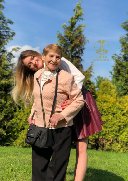 Instytut Świadomości z akcją Tak Życzliwości Nie Samotności LIFESTYLE, Psychologia - Jako Fundacja Instytut Świadomości zwracamy się do Państwa z prośbą o pomoc w rozpowszechnieniu informacji o naszej akcji społecznej dedykowanej seniorom Tak Życzliwości Nie Samotności realizowanej we współpracy z Głosem Seniora.